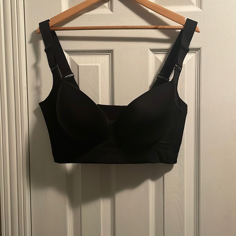 OkFilifit black bra, size 40, brand new, never worn